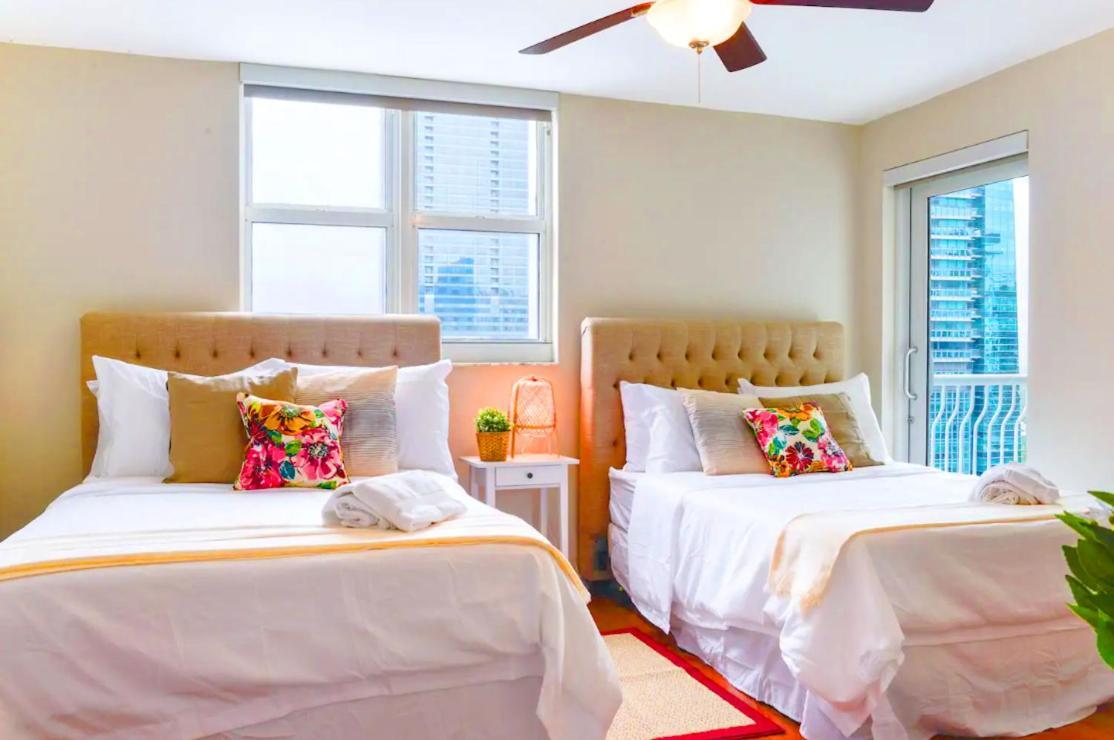 Luxury 2 Bedroom Apartment At Brickell With Pool Miami Buitenkant foto