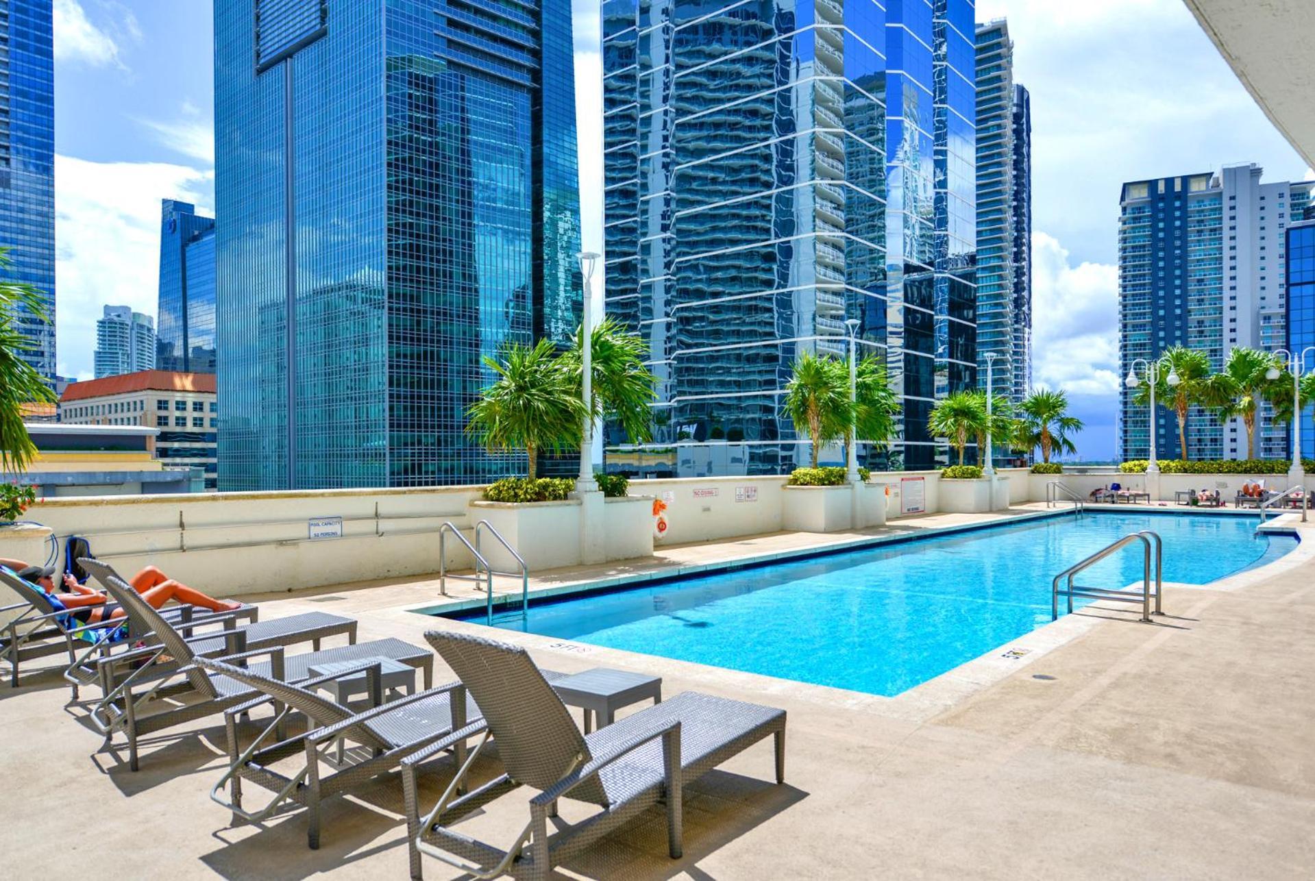 Luxury 2 Bedroom Apartment At Brickell With Pool Miami Buitenkant foto